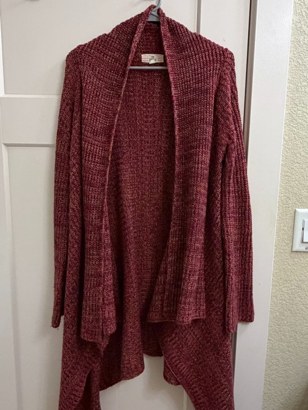Women's Maroon Shawl